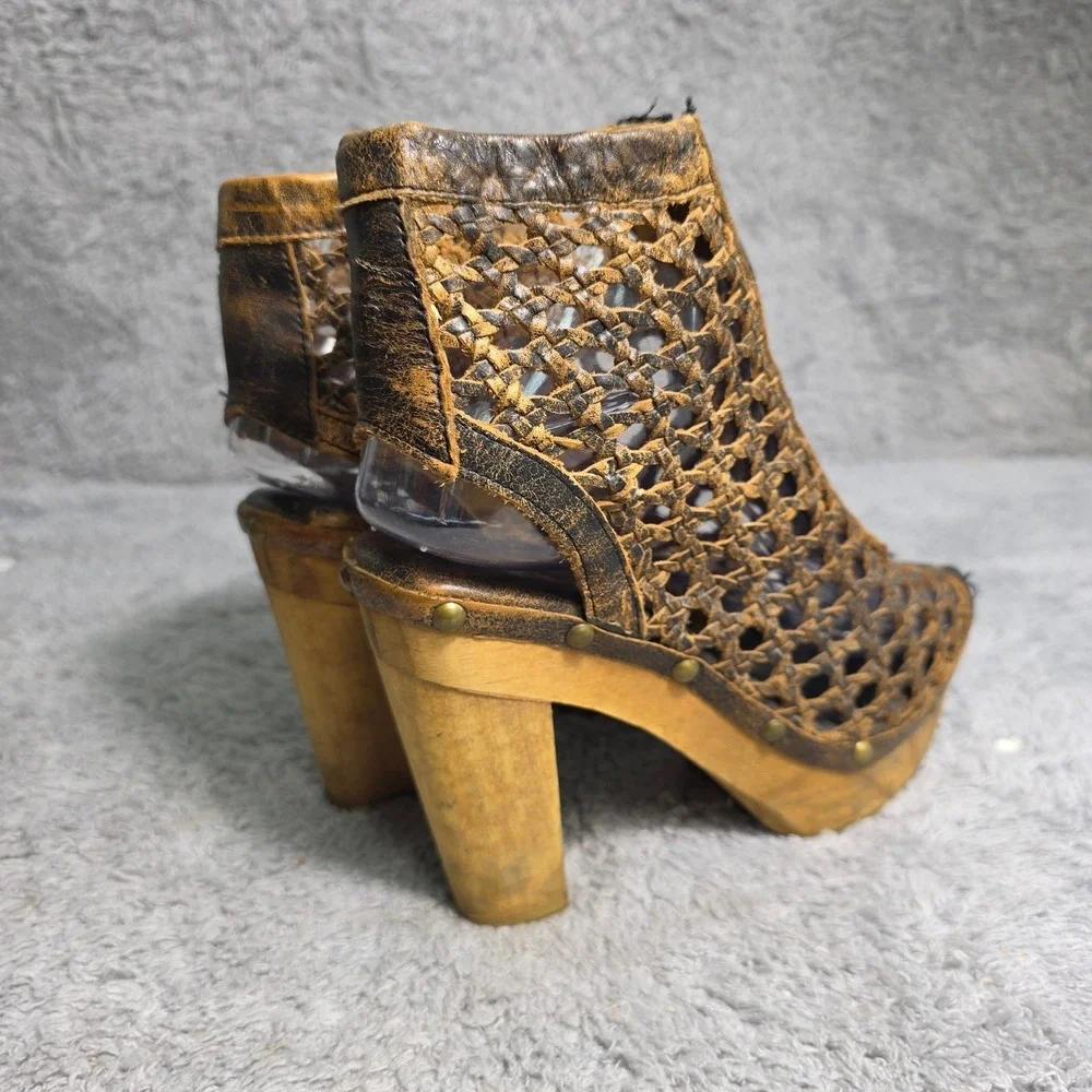 Sbicca Artisan Woven Leather Wood Platform Booties Brown Distressed Sandals 7